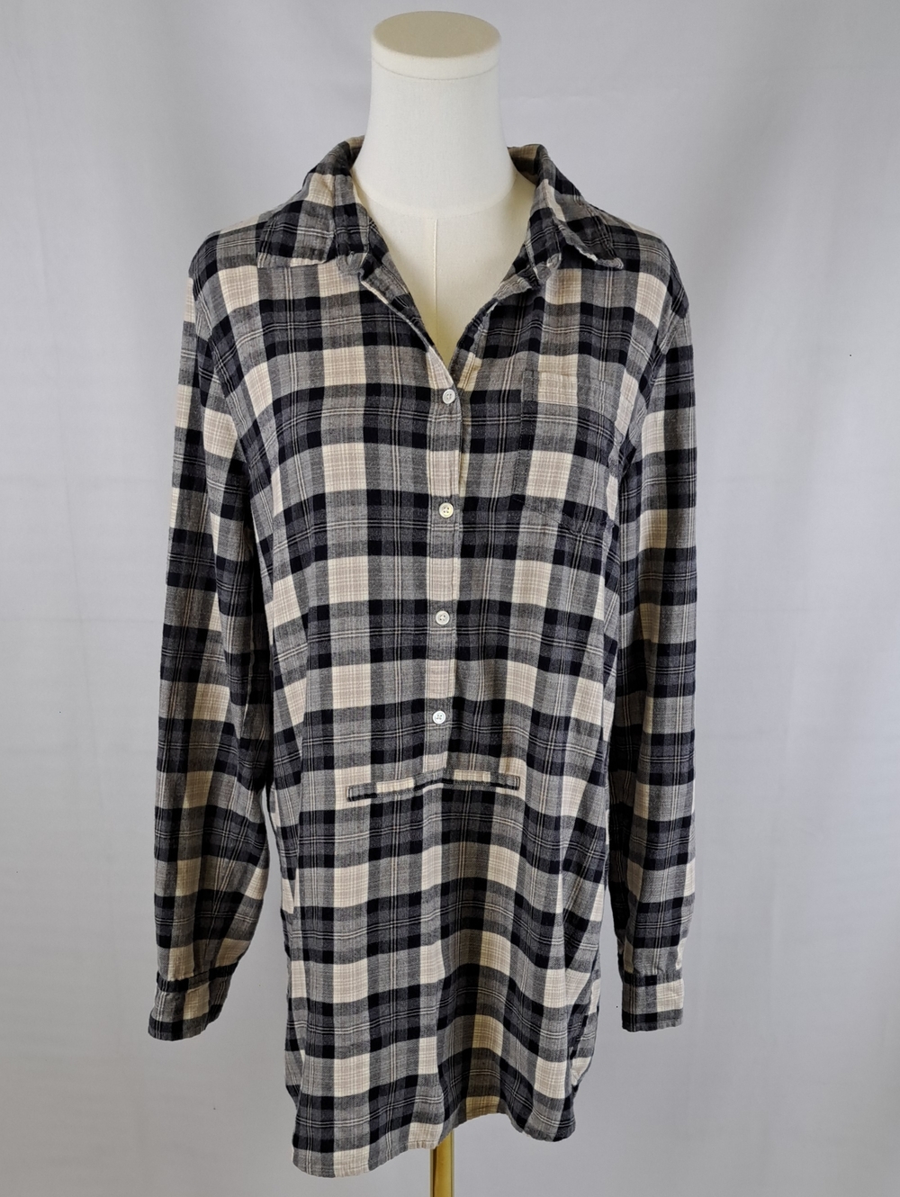 J. Crew Black & Cream Plaid 100% Cotton Button-Down Long Sleeve Tunic Shirt M